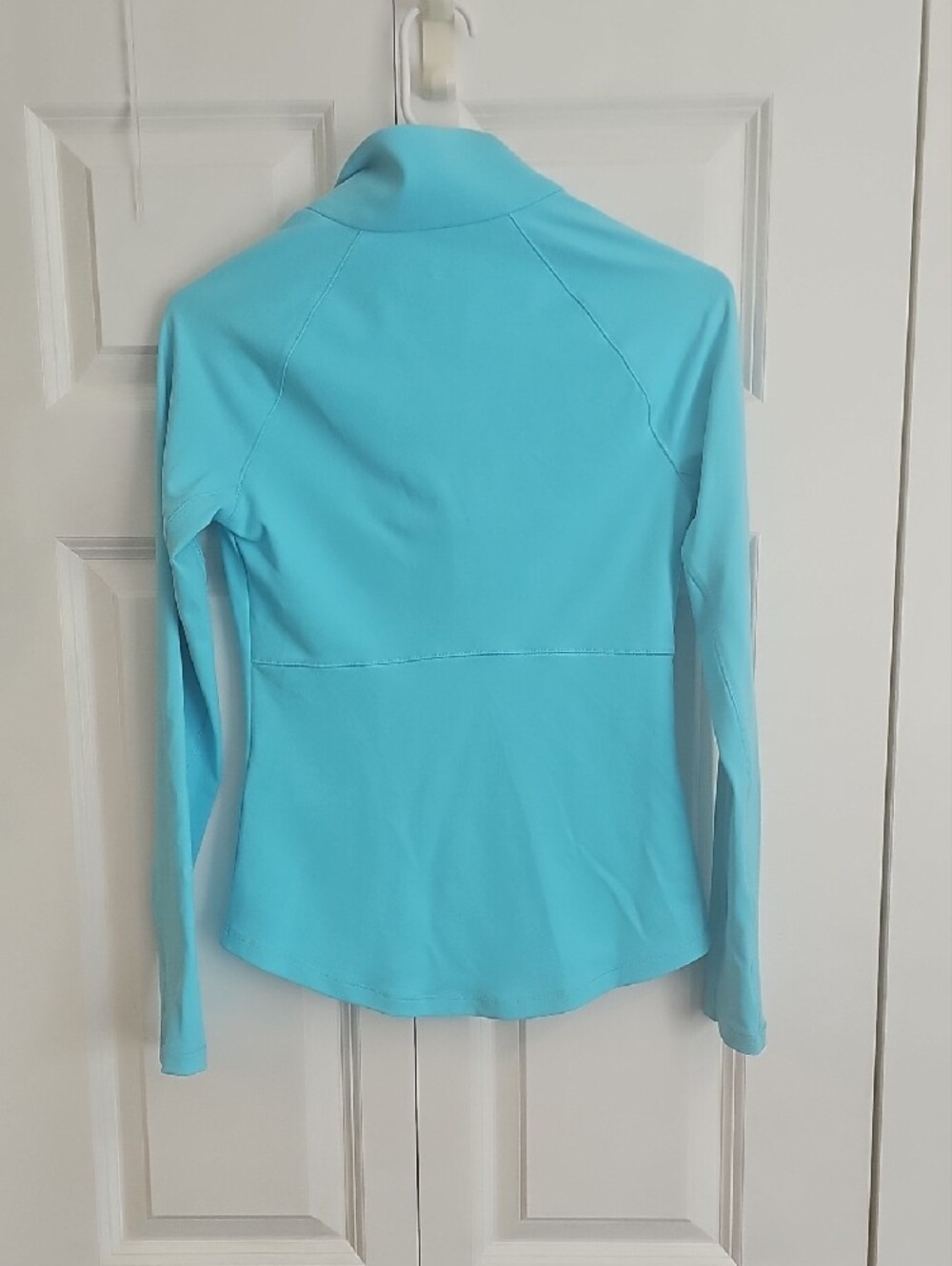Under Armour Women’s Aqua Full-Zip Utility Jacket - Picture 6 of 6